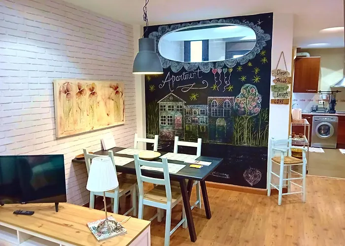 Logrocity Corazon De Logrono Parking Privado Gratis