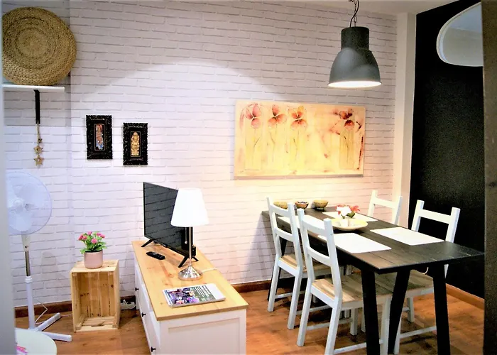 Logrocity Corazon De Logrono Parking Privado Gratis
